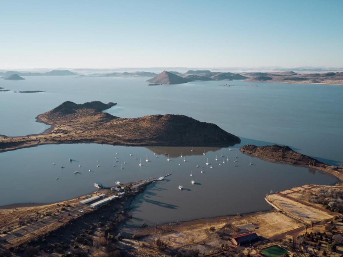 Karoo Queen Houseboat Gariep Dam Exterior photo